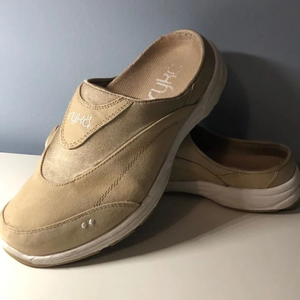RYKA 7.5 Slide On Sneakers
